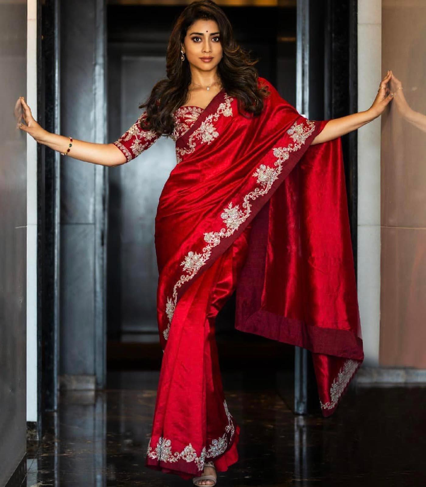 Shriya Saran in Red embroidered saree set - Jayanti Reddy