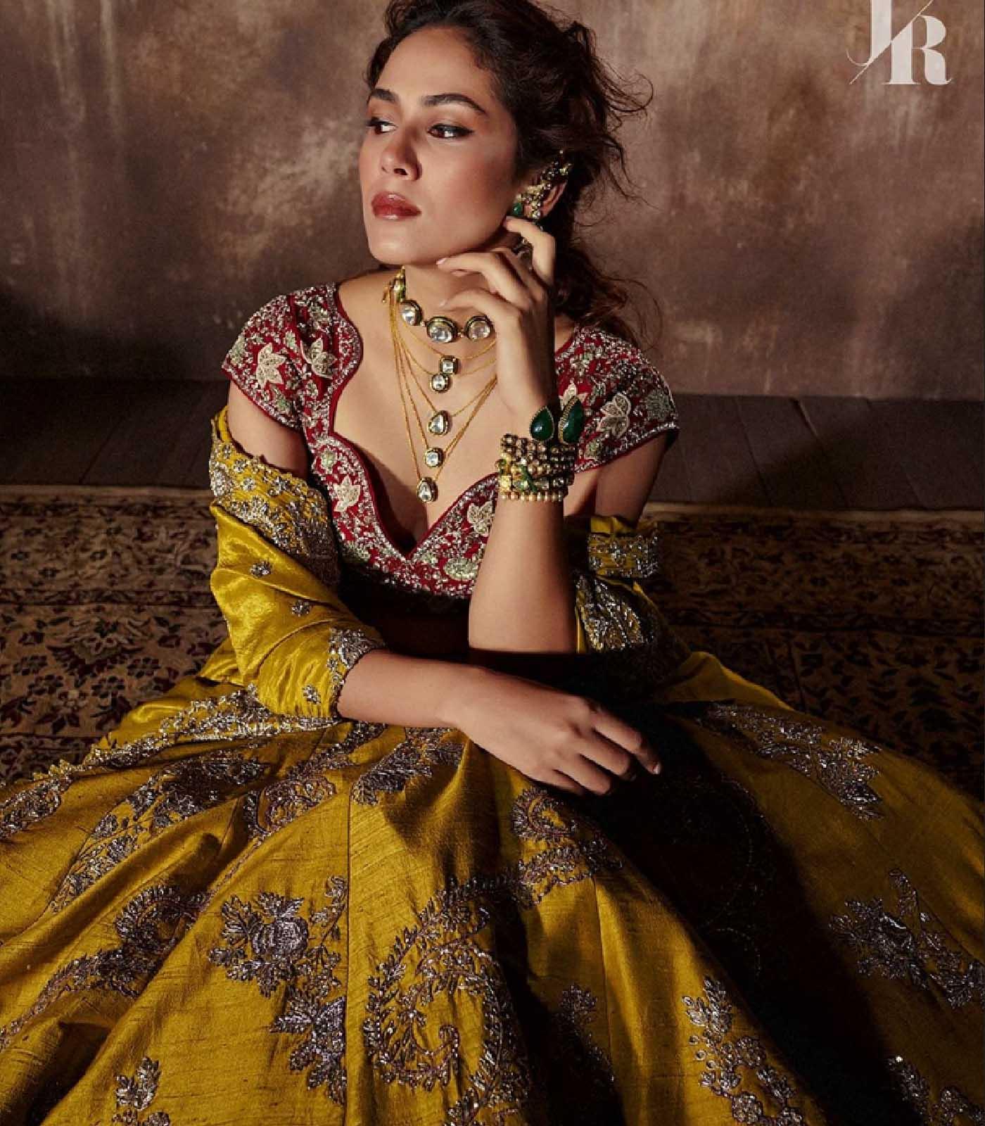Mira Kapoor in Mustard embroidered lehenga set - Jayanti Reddy