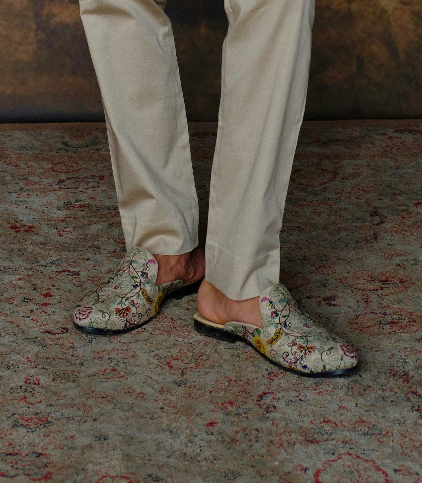 Ivory Embroidered Shoes - Jayanti Reddy