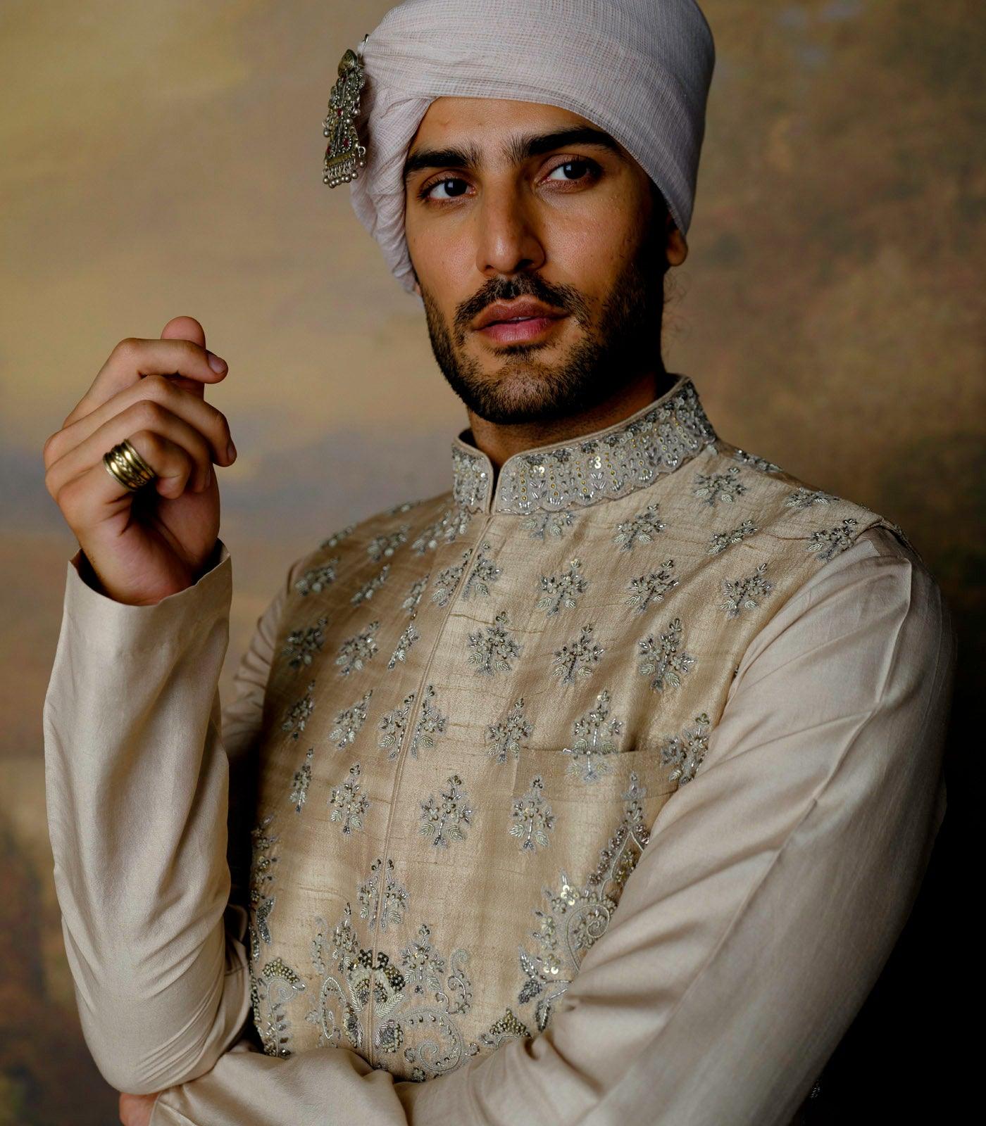 Beige Embroidered Bandi Set - Jayanti Reddy